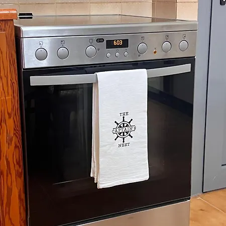 The Captain's Nest Apartment *