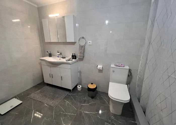 The Captain's Nest *